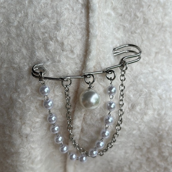 Free People Willow Embellished Bomber Jacket in Ivory Brand New Size XS oversize - Picture 10 of 13